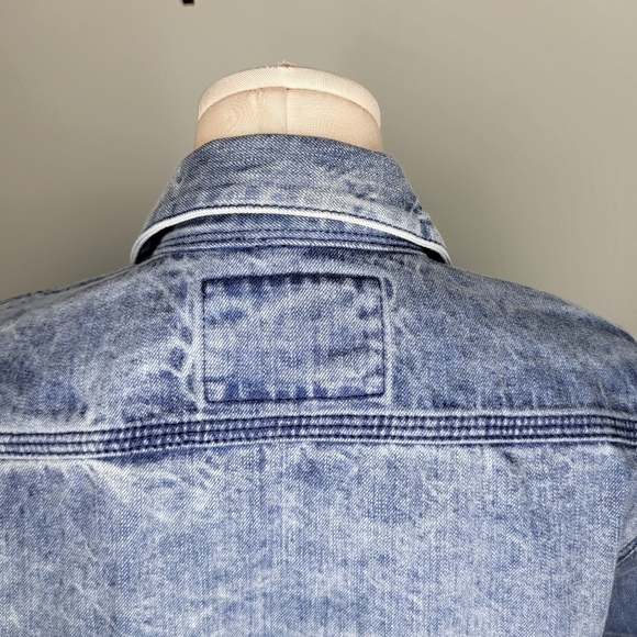 7 For All Mankind Denim Jacket in Washed Blue Size Medium - Picture 5 of 11